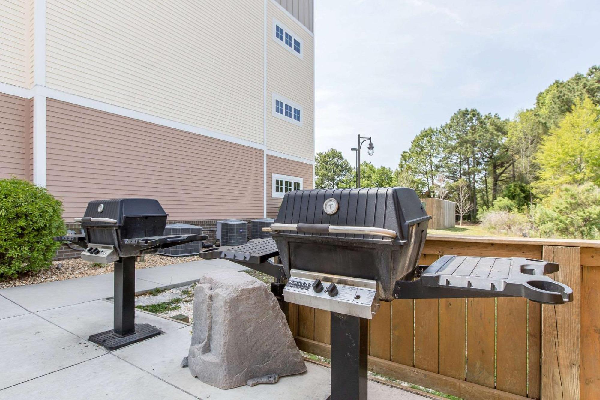 MainStay Suites Camp Lejeune Jacksonville Exterior foto