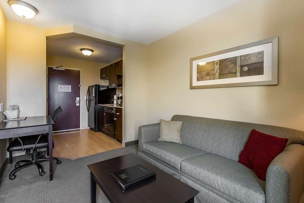 MainStay Suites Camp Lejeune Jacksonville Habitación foto