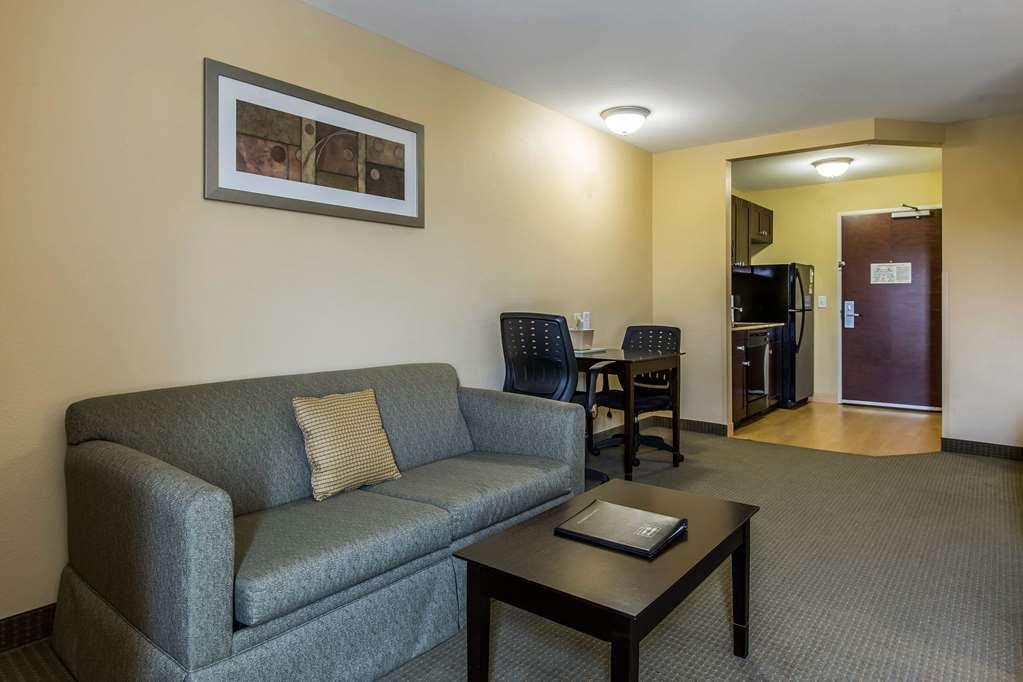 MainStay Suites Camp Lejeune Jacksonville Habitación foto