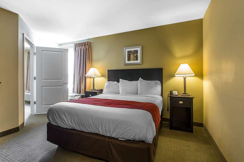MainStay Suites Camp Lejeune Jacksonville Habitación foto